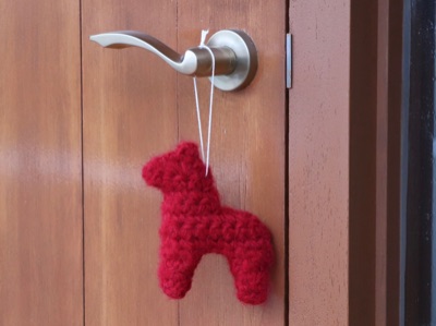 How to Make a Dalarna Horse Ornament