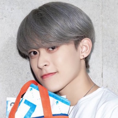 3/22,23 2025, <3z intr0 collection を記念して、初めて対面型の