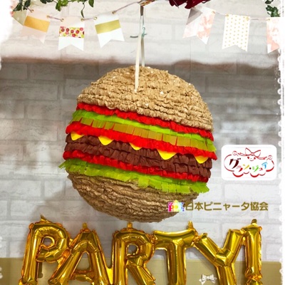 ピニャータ·˖✶ 本文タップで詳細