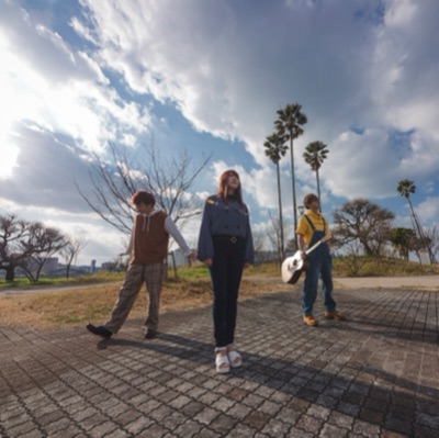 1st Single「One day」