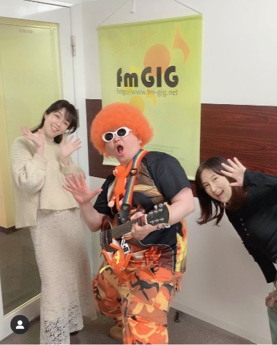 f m GIG しらんけど