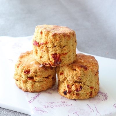 TBSテレビ「ひるおび」に「英国展1番人気スコーン」として紹介されました。