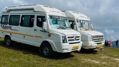 Tempo Traveller in Noida