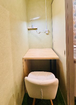 愛知 亀島店：1名専用個室ブース
