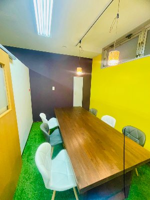 岩手 盛岡大通店：6名利用可の会議室