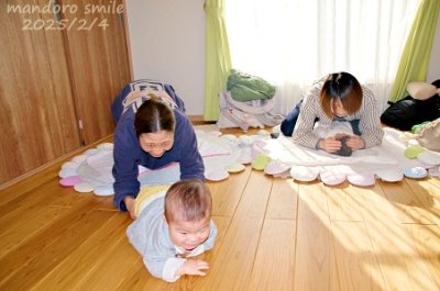 ベビーマッサージと親子で運動♡赤ちゃんヨガレッスン