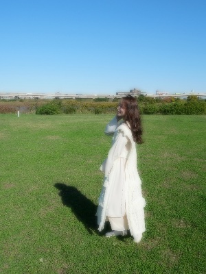 オリジナル曲『飾らない笑顔』配信中！